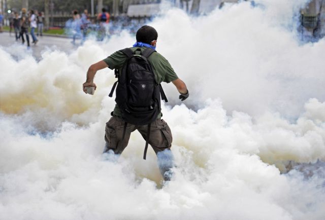 Εικόνα γενικευμένης εξέγερσης στην Τουρκία, νέες διαδηλώσεις το Σάββατο